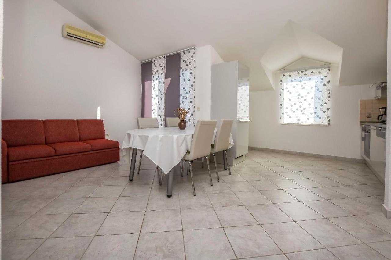 Apartment Zdravka プリモシュテン エクステリア 写真